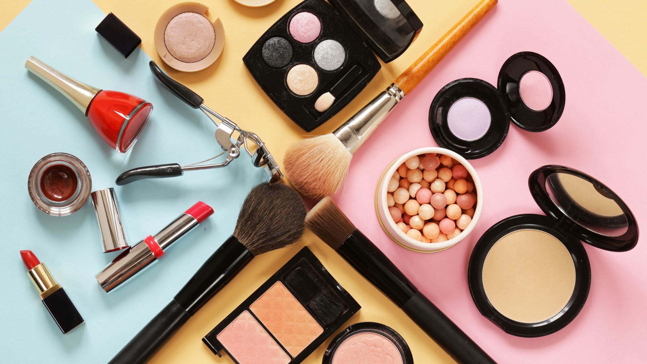 5 Best-Selling Makeup Products Every Beginner Needs: A Friendly Guide to Makeup Essentials